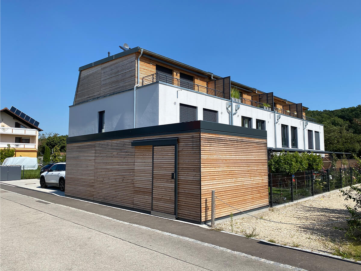Reihenhäuser Derching, Carport, Geländer, Überdachungen u. Trennwände