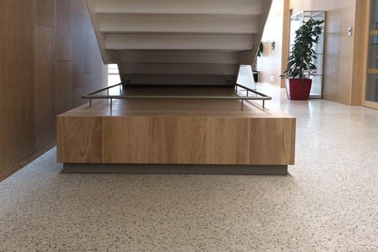 PLANUNGSBÜRO WEYERS | Referenzen | Möbel und Einrichtungen 04