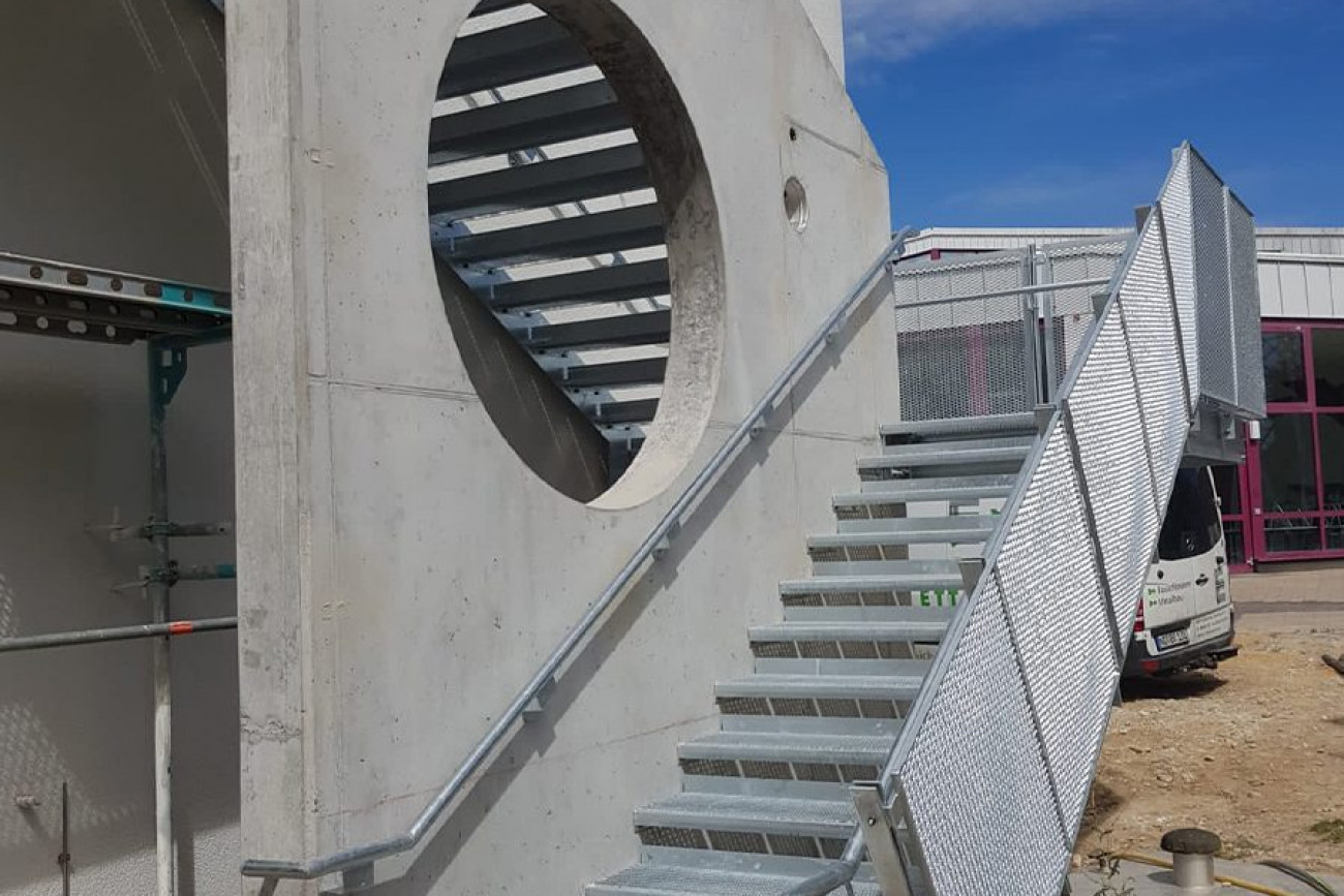 PLANUNGSBÜRO WEYERS | Referenzen | Stahltreppen 10