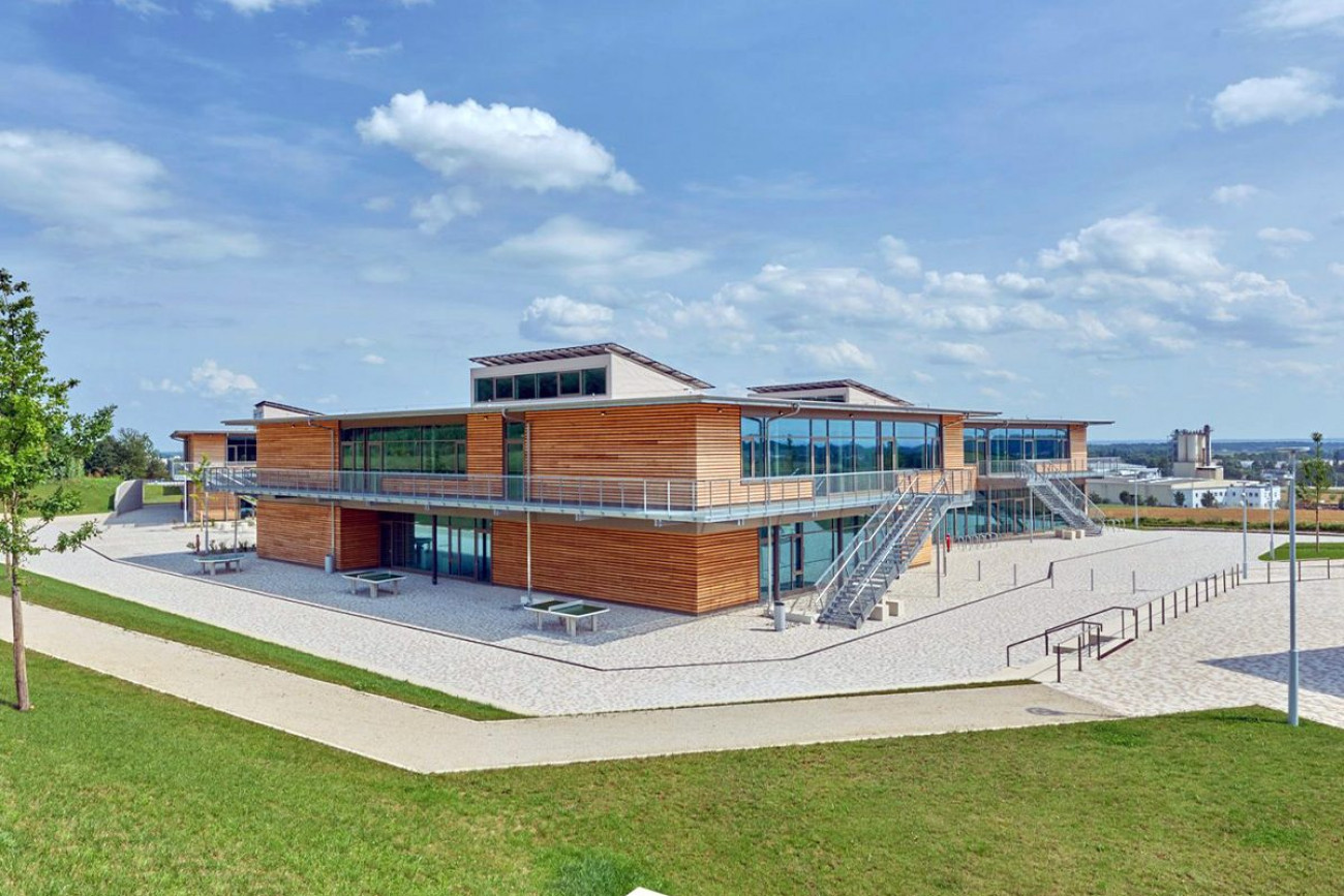 PLANUNGSBÜRO WEYERS | Referenzen | Stahltreppen 12