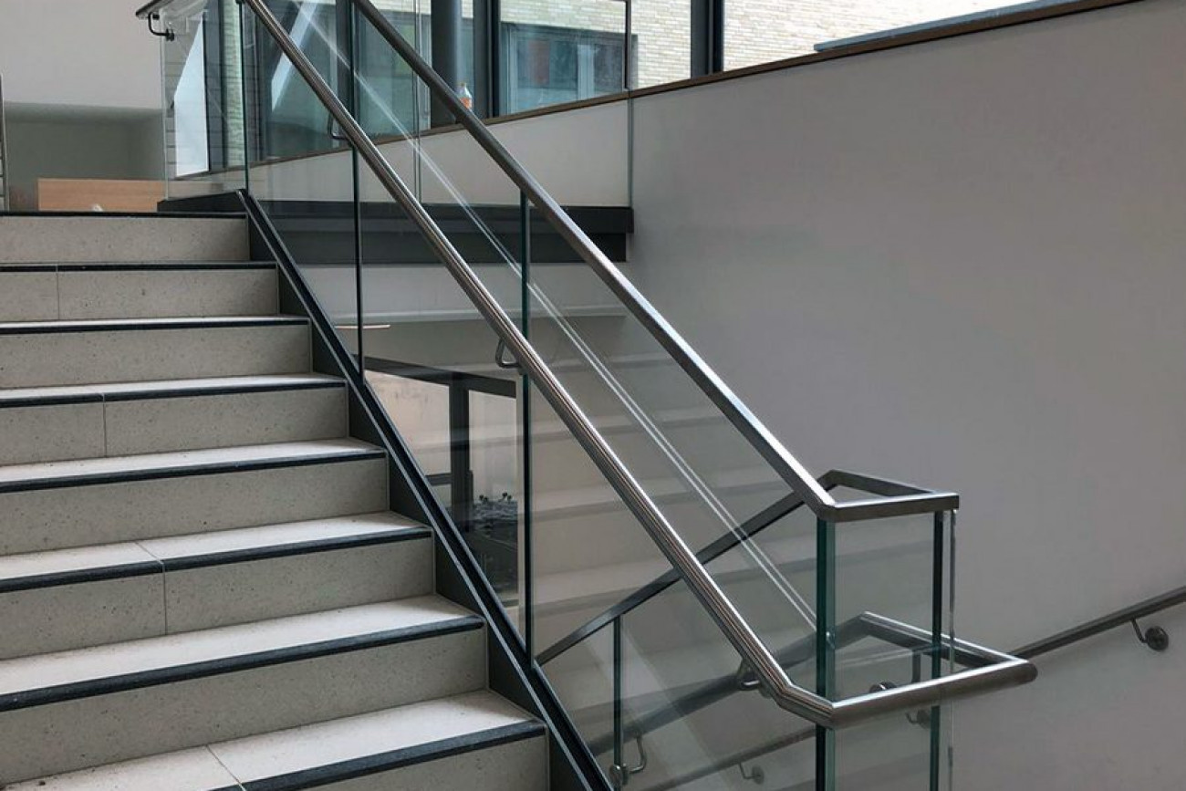 PLANUNGSBÜRO WEYERS | Referenzen | Treppengeländer Objektbereich 04