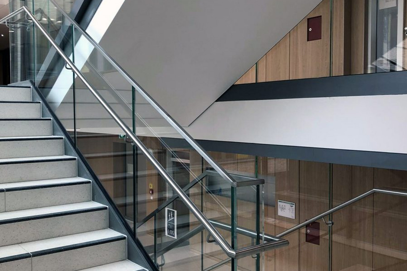 PLANUNGSBÜRO WEYERS | Referenzen | Treppengeländer Objektbereich 05